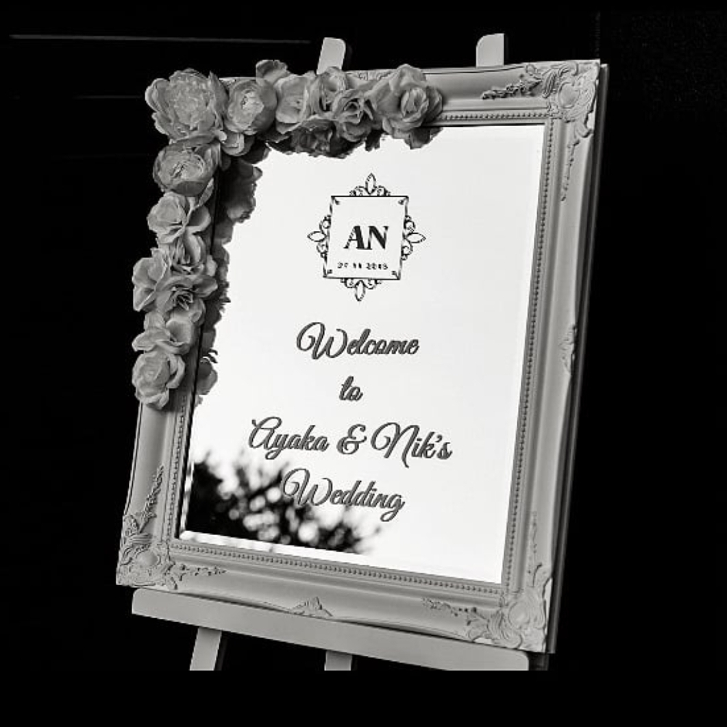 Personalised Mirror & Sign Hire Party Splendour