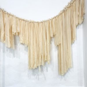 Cream Streamer Garland 3m