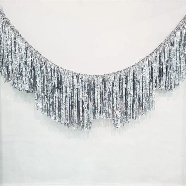 Metallic Silver Streamer Garland 3m