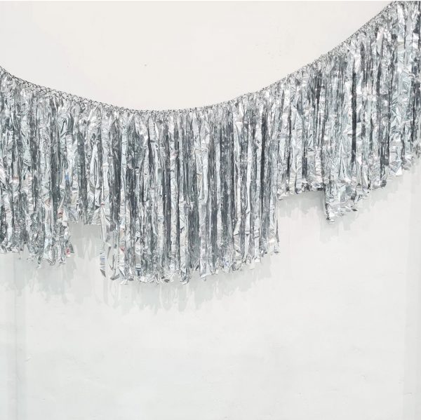 Metallic Silver Streamer Garland 2m