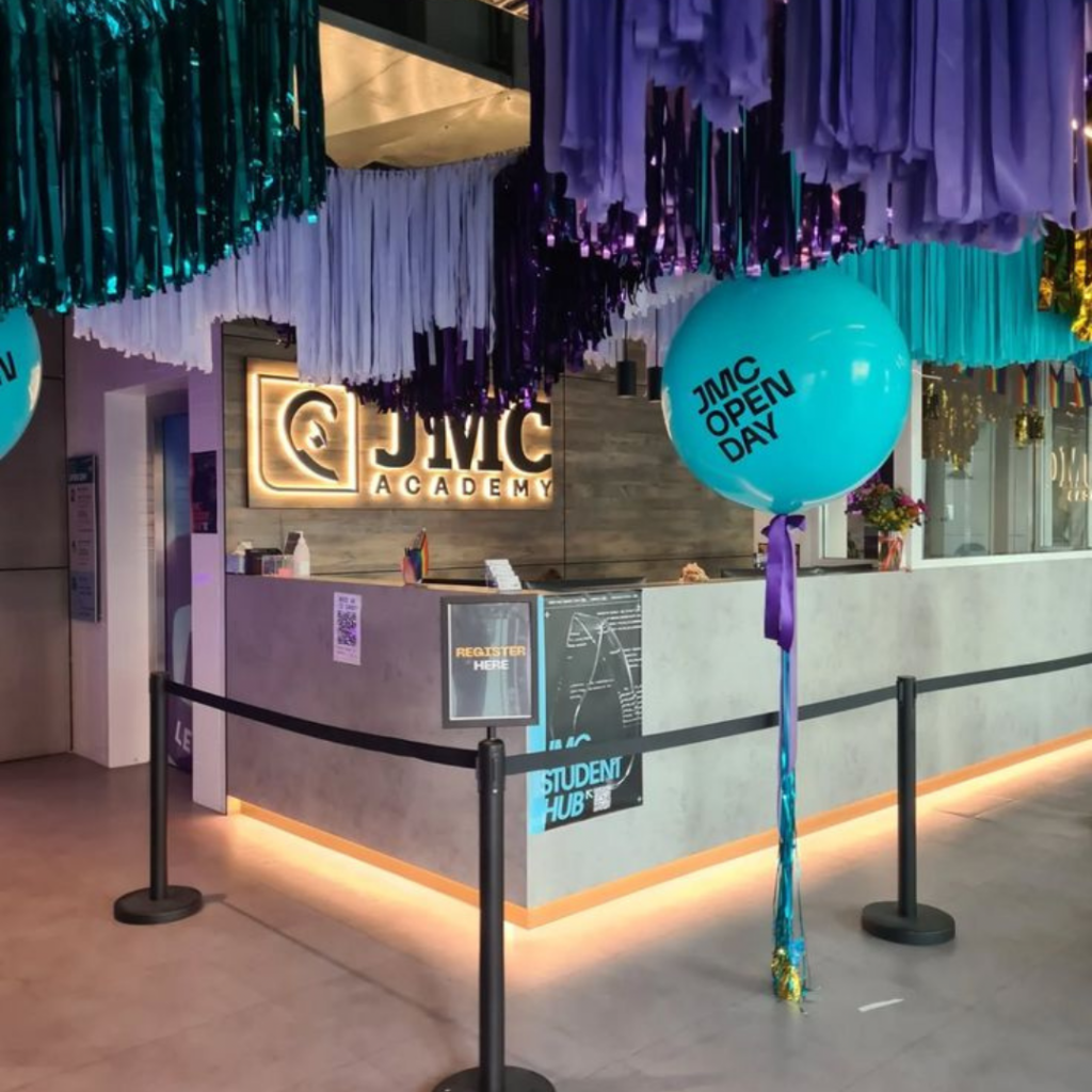 Jumbo Helium Balloons that Wow - Square PS