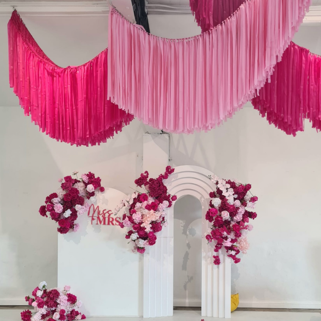 Why Streamer Garlands Are the Ultimate Party Essential - Square PS 18
