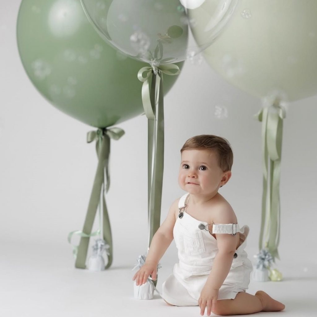 Inflated Pick Up & Delivery Balloons - Cake Smash Jumbos 1