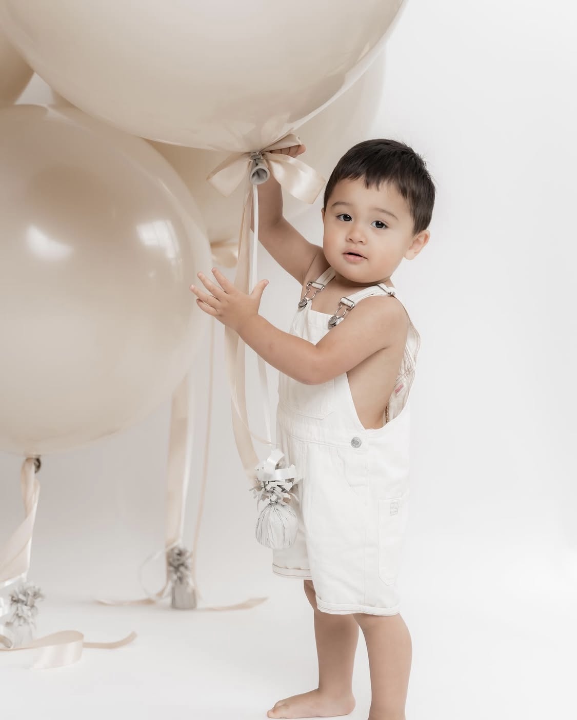 Cake Smash Photoshoot Ideas & Inspiration in Sydney - IMG 4860