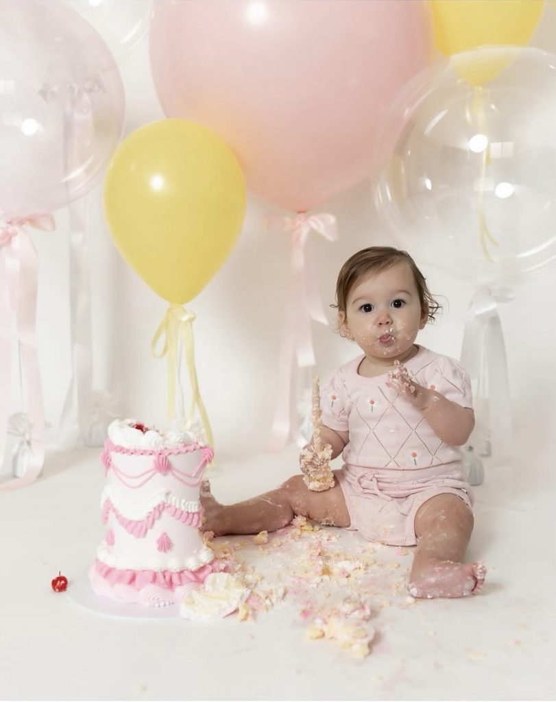Cake Smash Photoshoot Ideas & Inspiration in Sydney - IMG 4863